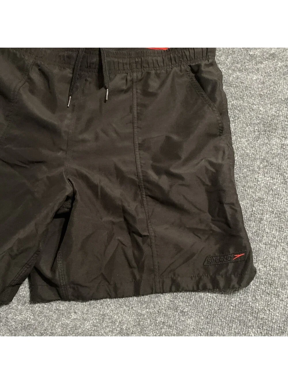 Black & Red  Speedo Mens Swim Shorts Swim Trunks Size L  …. 10
